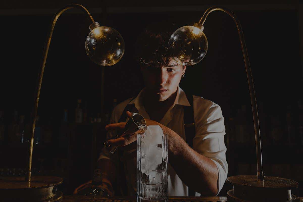 A Cervia riapre Alto Rooftop, tra i cocktail bar più panoramici della Riviera A Cervia riapre Alto Rooftop, tra i cocktail bar più panoramici della Riviera