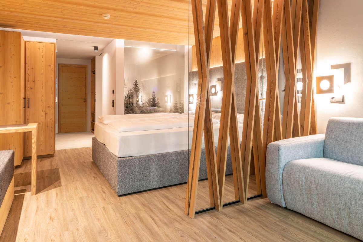 Una stanza dell’hotel Col Alto Hotel Col Alto a Corvara, una lunga tradizione nell’arte dell’ospitalità alpina