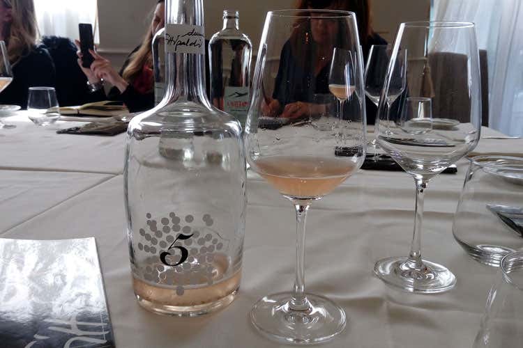 (Un rosato tutto al femminile Donne Fittipaldi scommettono sul 5)