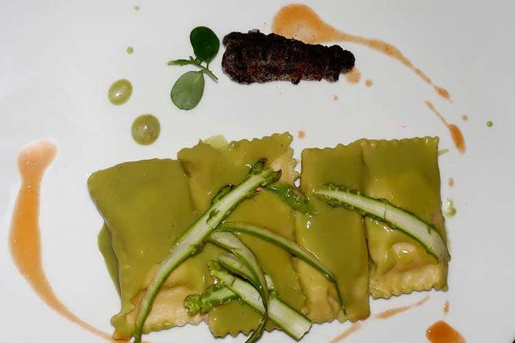 (Rosolino Corner nella Napoli bene In cucina il talento di Iermano) (Rosolino Corner nella Napoli bene In cucina il talento di Iermano)