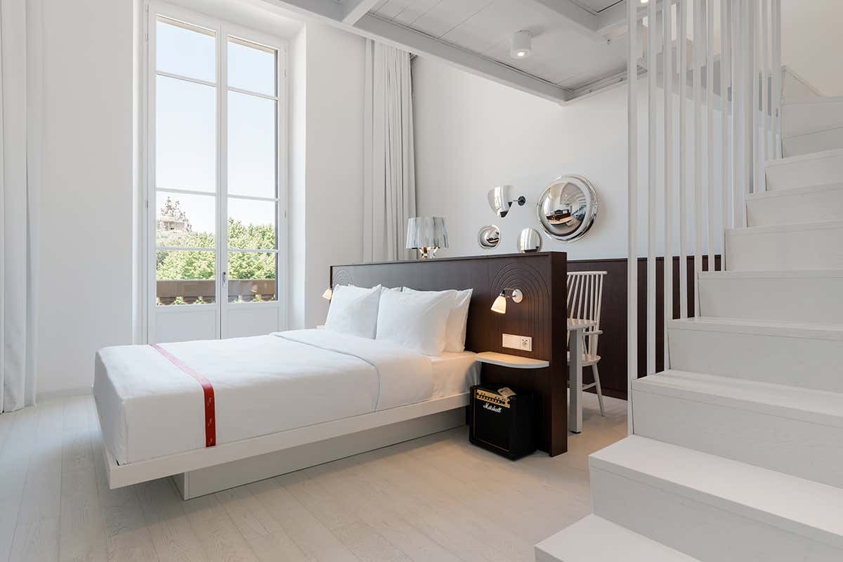 Negli hotel di lusso stanno scomparendo le camere singole: cosa sta cambiando nelle nuove stanze - Una delle stanze del Ruby Hotel Una delle stanze del Ruby Hotel