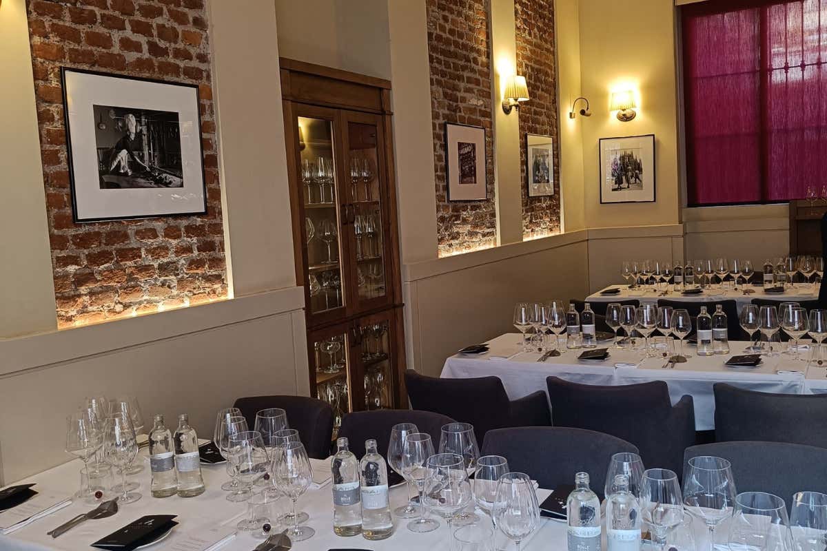 La sala del ristorante L'Alchimia di Milano