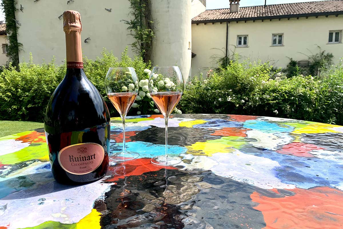 Champagne Maison Ruinart: un viaggio tra arte, sapori e sostenibilità 