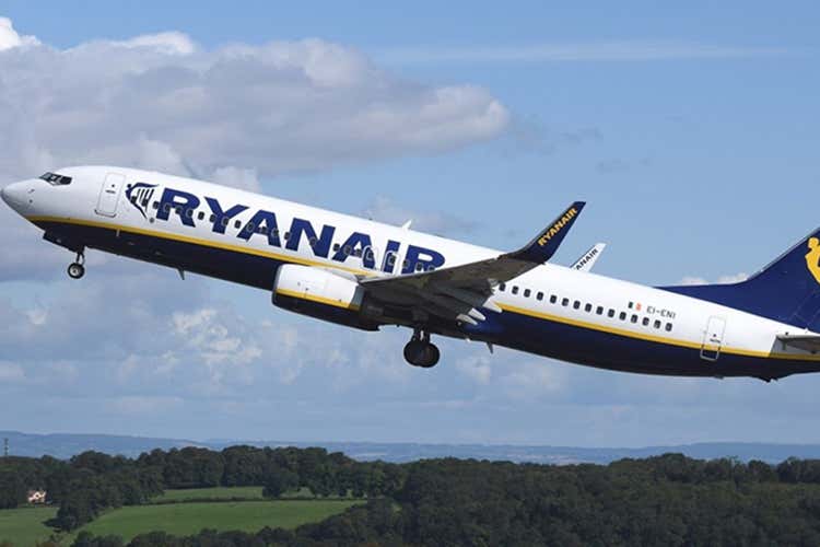 300 nuove rotte dall'Italia (Ryanair, il neo ad Eddie Wilson annuncia 300 nuove rotte dall’Italia) 300 nuove rotte dall'Italia (Ryanair, il neo ad Eddie Wilson annuncia 300 nuove rotte dall’Italia)