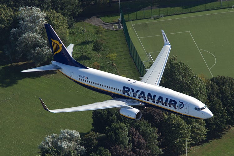 L'obiettivo di Ryanair è di trasportare 200 milioni di passeggeri entro il 2024 (Ryanair vola alto A luglio 14,8 milioni di passeggeri)