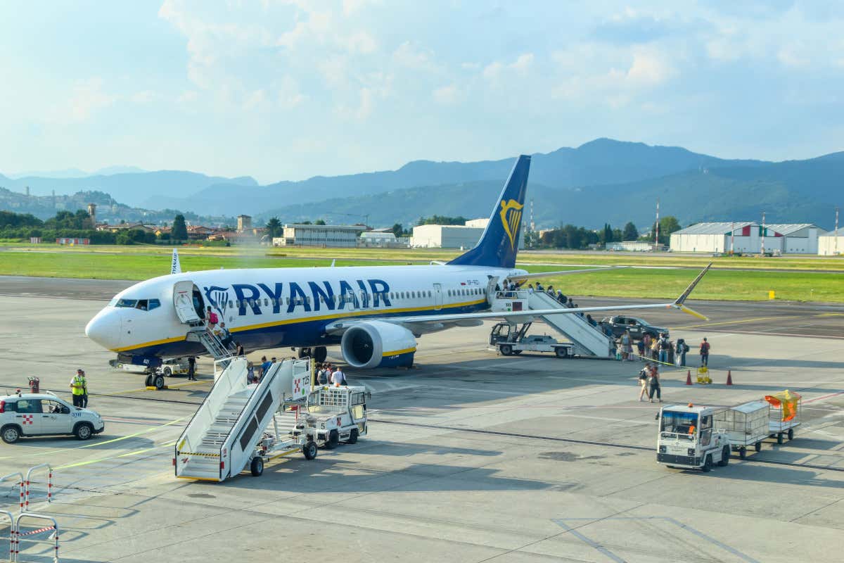 Ryanair sotto la lente dell’Antitrust: rischia una maxi multa da un miliardo Ryanair sotto la lente dell’Antitrust: rischia una maxi multa da un miliardo