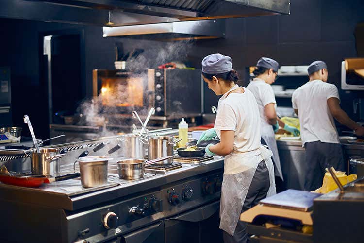 I risultati del monitor S.Pellegrino: il 22% dei giovani chef non &egrave; occupato - Giovani chef, serve pi&ugrave; formazione Fiscalit&agrave; e gestione business i temi