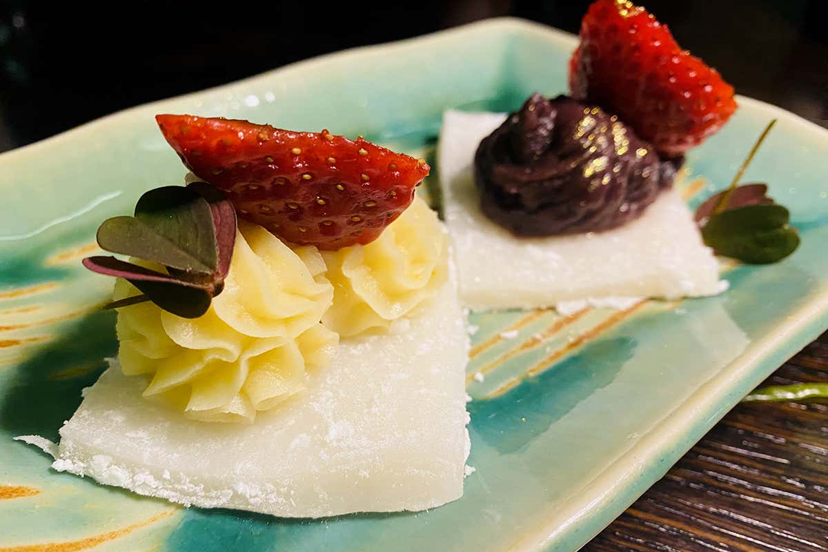 I mochi con salsa di fagioli neri o bianchi agrumati