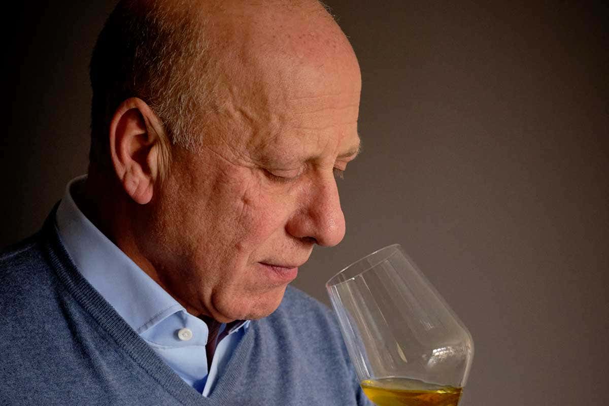 Sabino Basso La linea di oli Sabino Basso punta tutto su ricerca di qualità ed e-Commerce Sabino Basso La linea di oli Sabino Basso punta tutto su ricerca di qualità ed e-Commerce