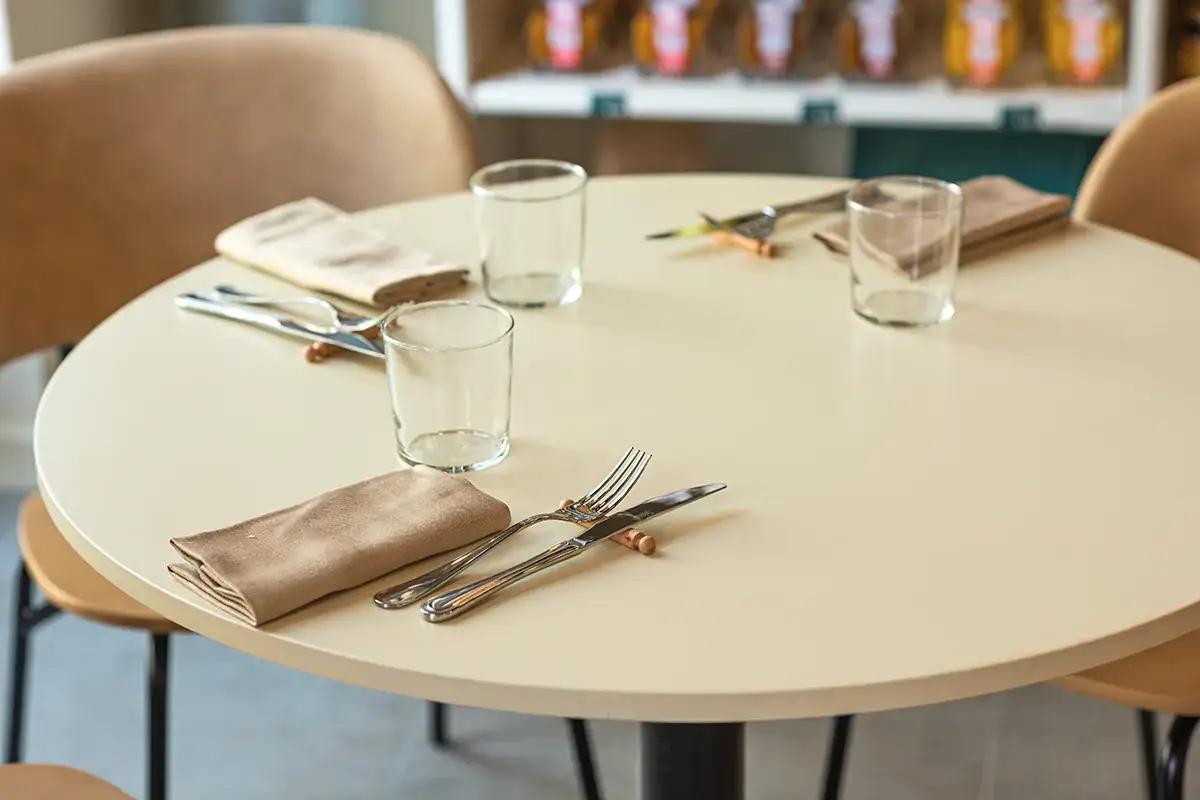 La sala di Casadora Casadora apre a Roma le porte del suo laboratorio di pasta fresca con cucina