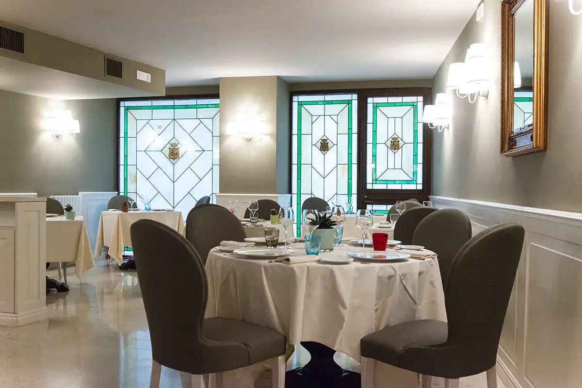 La sala del ristorante Maffei di Verona Delivery, eventi, aperture: Al Maffei le novit&agrave; non si fermano in cucina