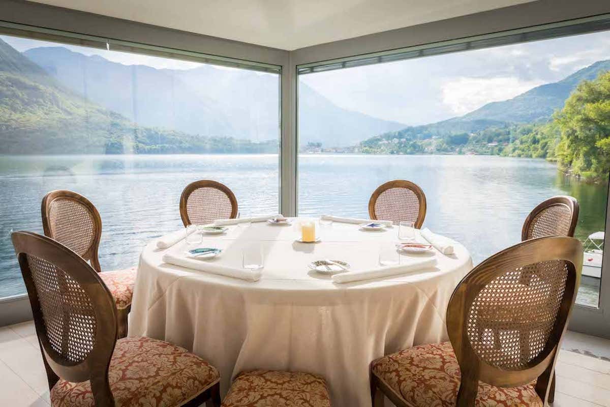 Chef Marco Sacco assolto: il Piccolo Lago ritrova la sua reputazione, per ora non le stelle Chef Marco Sacco assolto: il Piccolo Lago ritrova la sua reputazione, per ora non le stelle