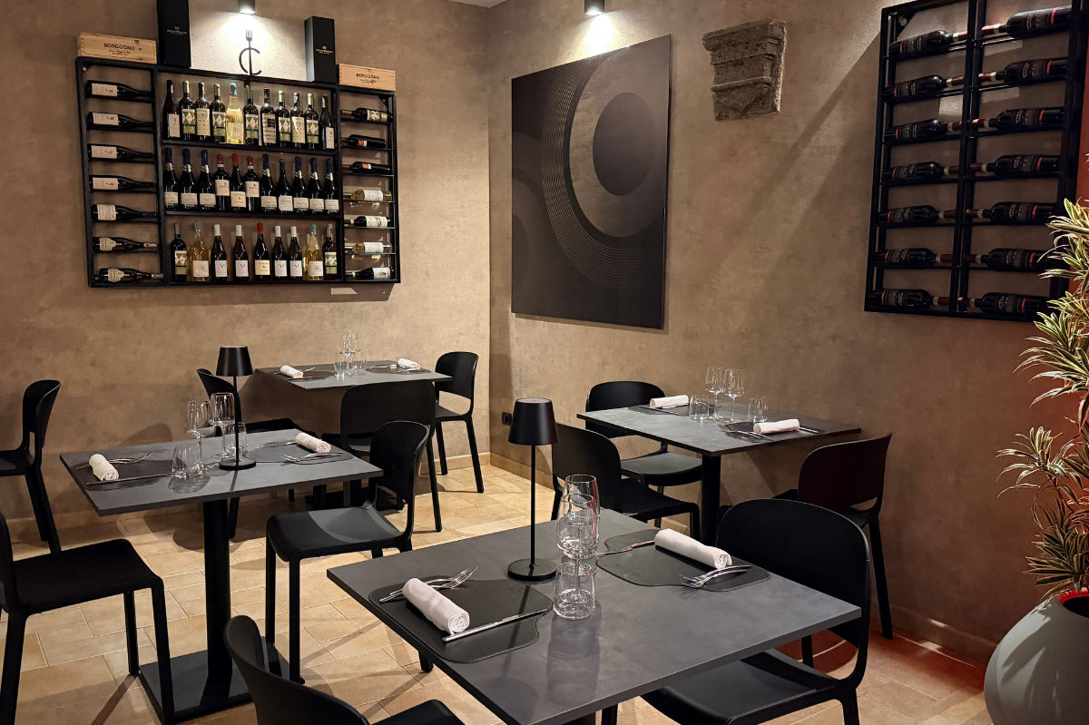 La sala interna del ristorante La Corte di Nepi
