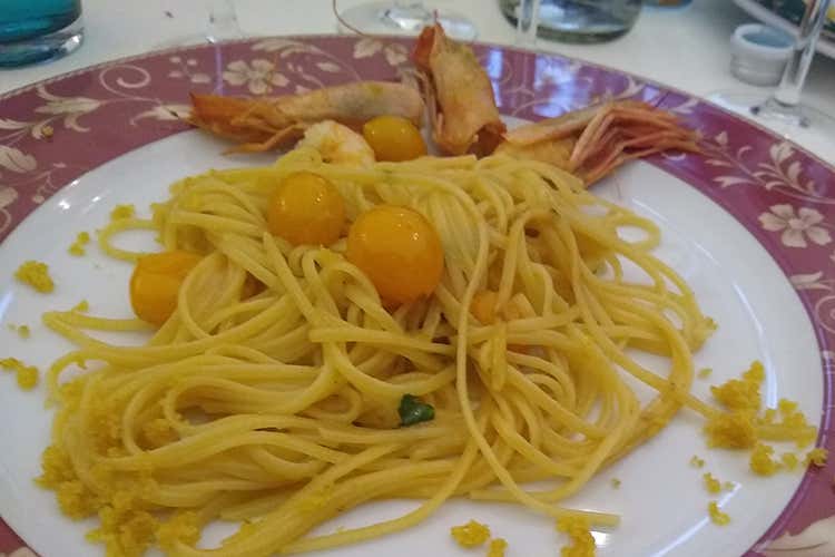 Uno dei piatti che abbina le materie prime salentine (Grano, olio, vino e mare Il Salento tra gusto e bellezza) Uno dei piatti che abbina le materie prime salentine (Grano, olio, vino e mare Il Salento tra gusto e bellezza)