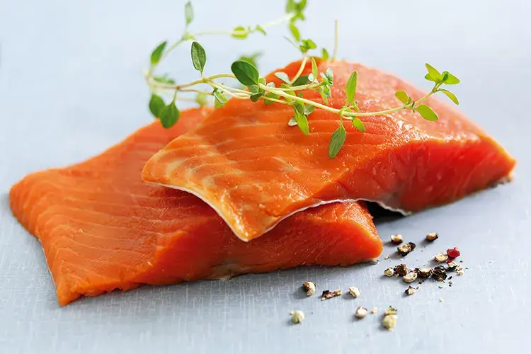Il pesce selvaggio dell&rsquo;Alaska &egrave; naturalmente ricco di acidi grassi omega 3 Il pesce migliore per la gravidanza? Quello delle acque dell'Alaska