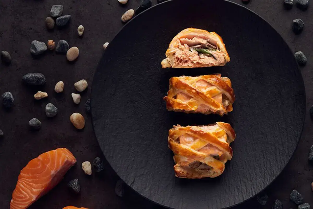 Salmone norvegese alla Wellington 