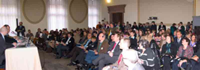 Foto del salone di presentazione a cura di Francesco Martinelli