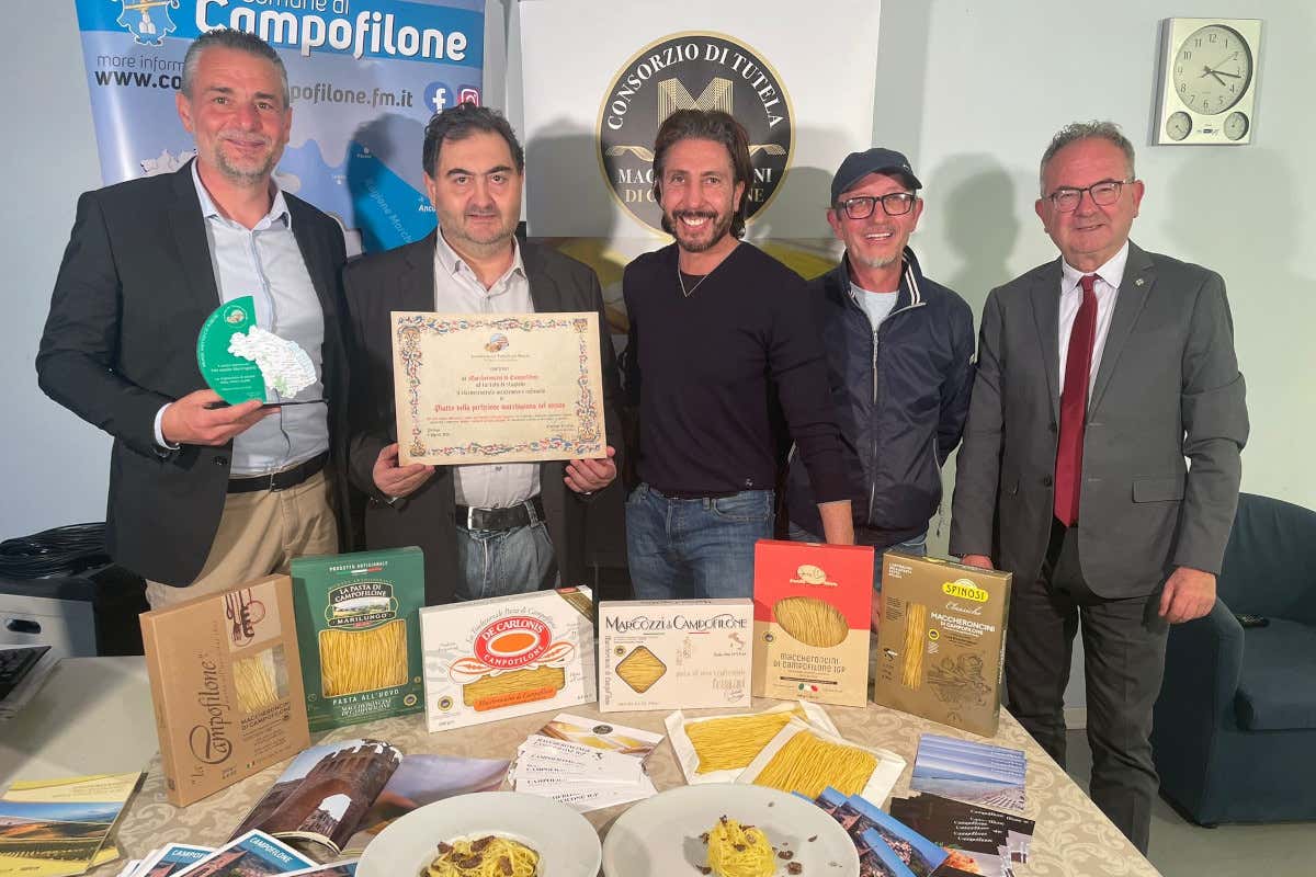 Ospiti illustri e progetti nobili nel Salotto TV Marchigiano di Giuseppe Cristini
