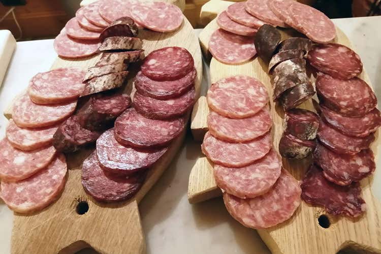 La Pasqua in streaming dei romaniMa nessuna rinuncia alla tradizione