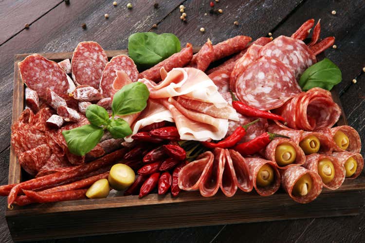 I salumi italiani piacciono sempre di più anche all'estero (Salumi, crescono export e consumiIl ministero: Più controlli sulle Dop) I salumi italiani piacciono sempre di più anche all'estero (Salumi, crescono export e consumiIl ministero: Più controlli sulle Dop)