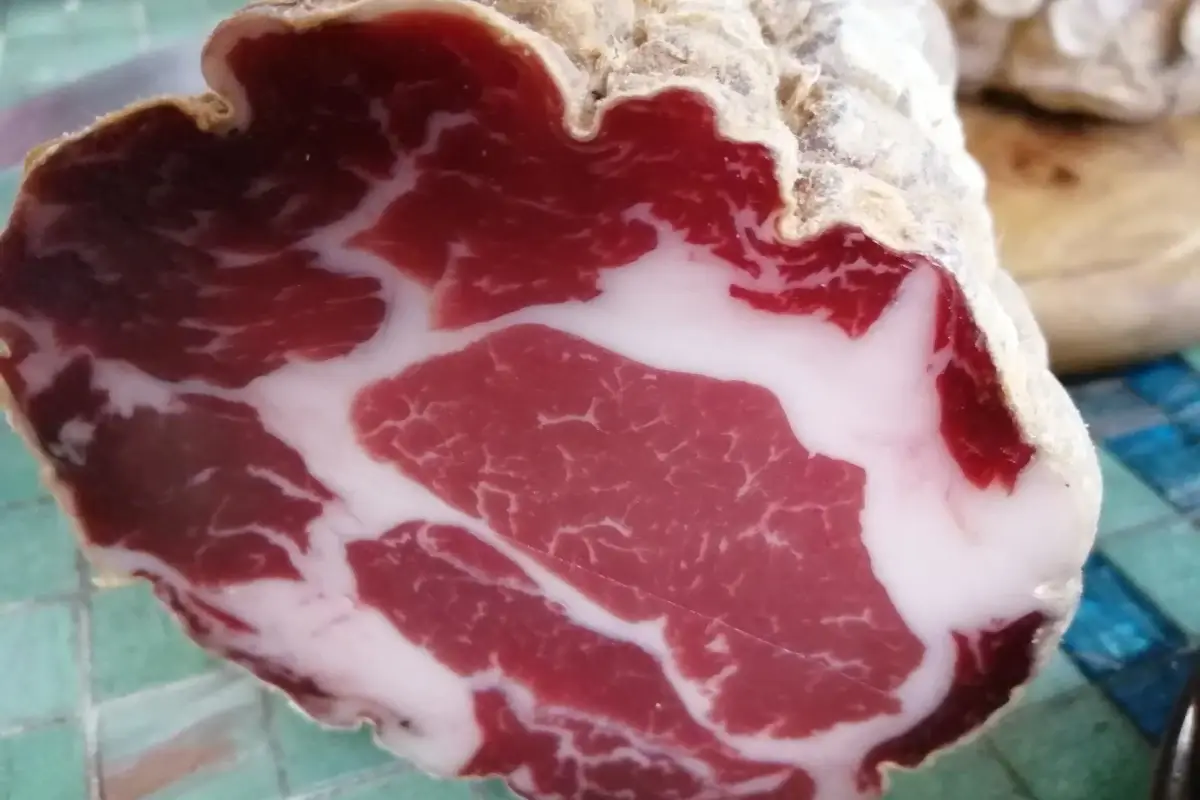 Coppa Piacentina La Focaccia di Recco Igp incontra i salumi piacentini, ecco i “Sapori in Paradiso”