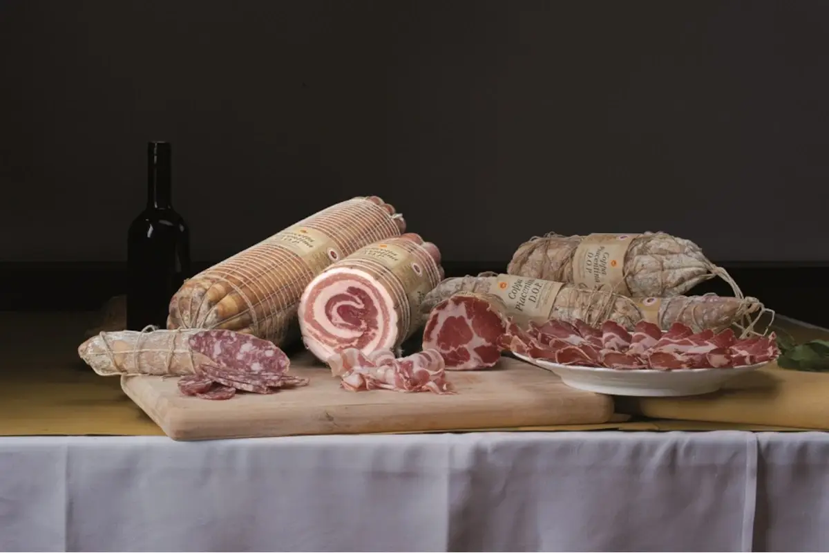 Salumi piacentini La Focaccia di Recco Igp incontra i salumi piacentini, ecco i “Sapori in Paradiso”