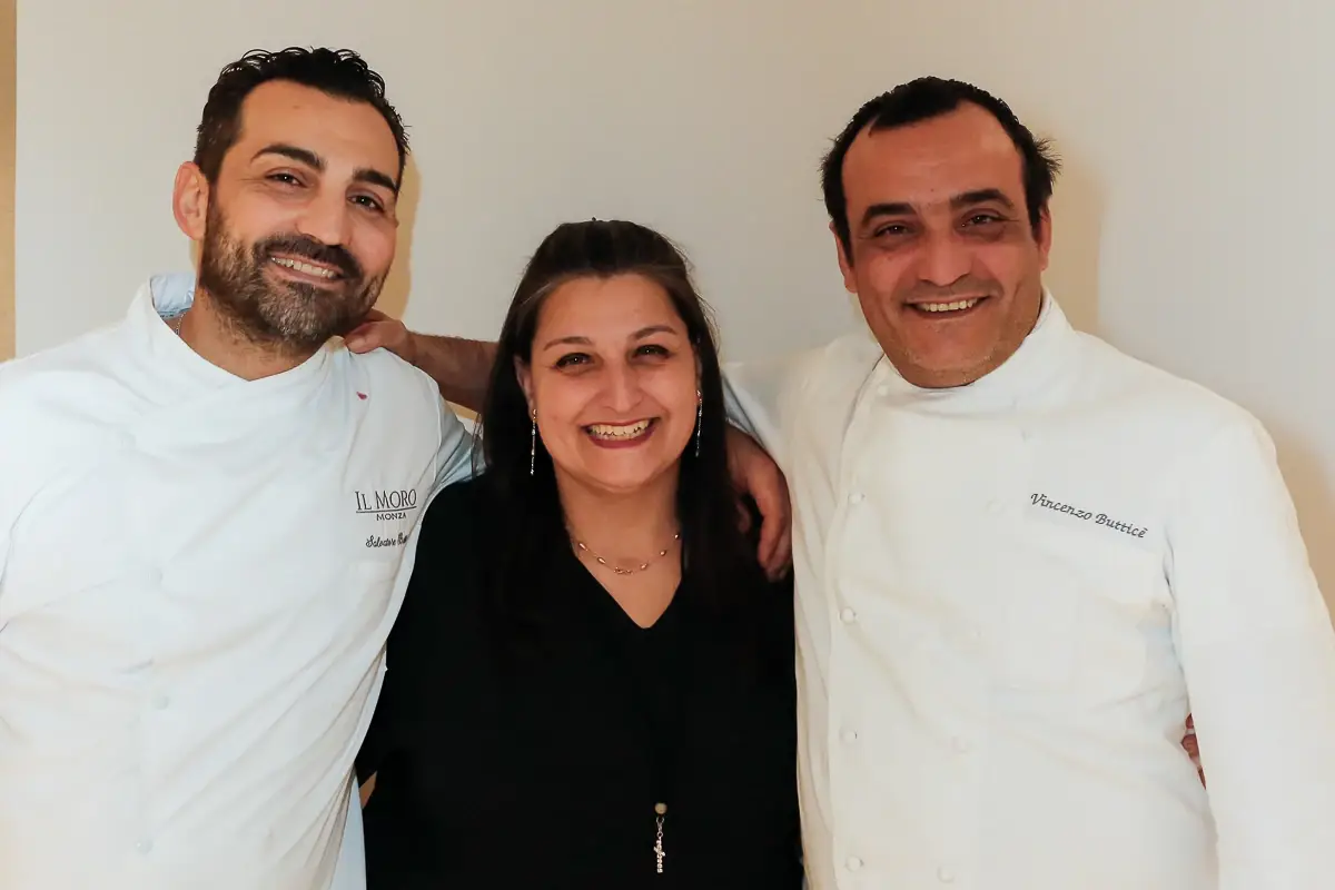 Salvatore, Antonella e Vincenzo Buttic&egrave; Il Moro festeggia i quindici anni con un restyling di design e gusto