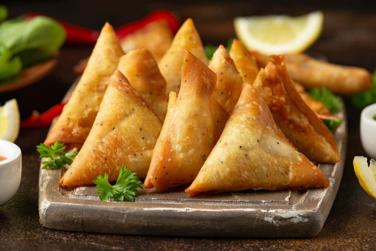 Ramadan a tavola: come funziona, piatti tipici e consigli per mangiare bene Ramadan a tavola: come funziona, piatti tipici e consigli per mangiare bene