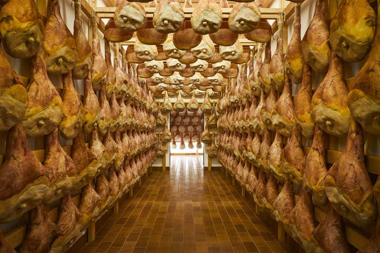 La Dop del San Daniele ha un nuovo Disciplinare (Un nuovo disciplinare per il Prosciutto San Daniele dop)