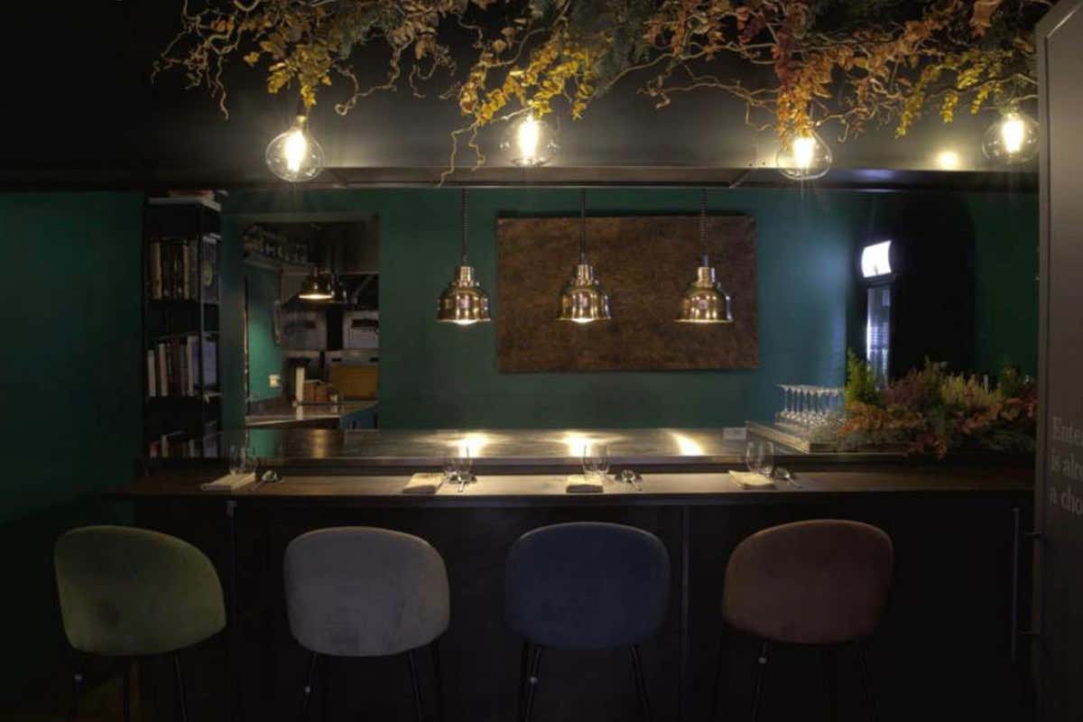 Il tavolo con quattro posti di Attimi by Odd