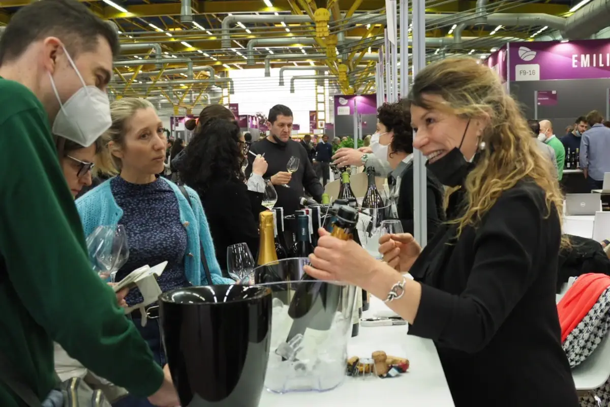 Suolo e acqua: ecco le sfide per salvare il vino dalla crisi climatica