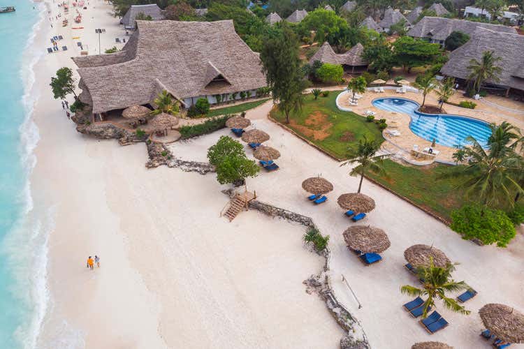 (Sandies Hotels & Resorts inaugura il Baobab Beach Zanzibar)