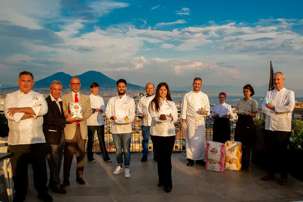 I pasticceri che hanno preso parte al concorso Il miglior dolce per San Gennaro &egrave; di Luigi Avallone