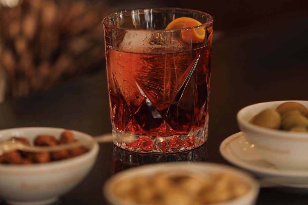 Sant Ambroeus conquista Saint-Germain-des-Prés con stile e raffinatezza Sant Ambroeus conquista Saint-Germain-des-Prés con stile e raffinatezza