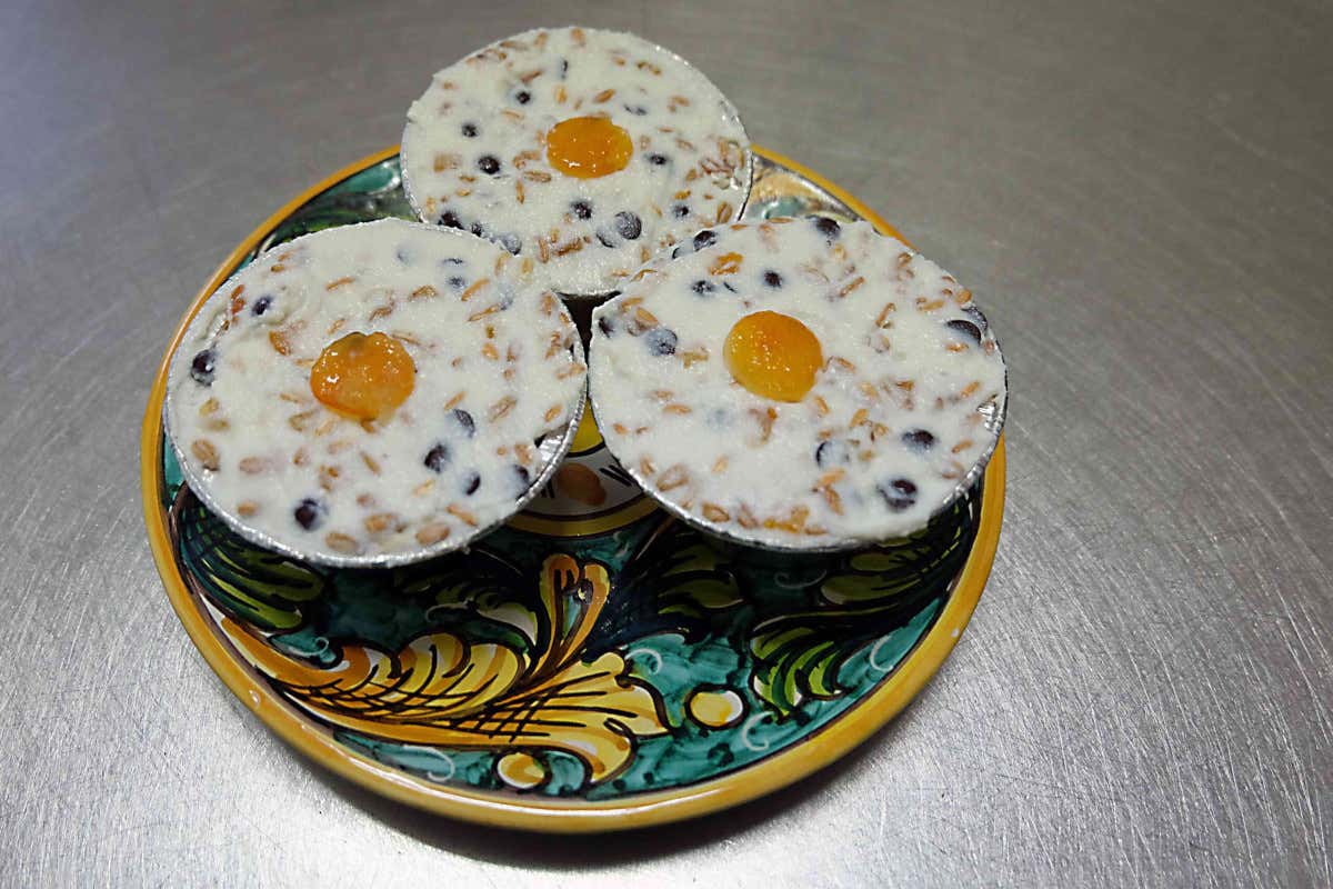 Santa Lucia... a tavola: ecco i dolci che raccontano la festa Santa Lucia... a tavola: ecco i dolci che raccontano la festa