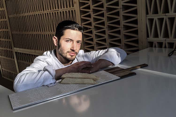 Ruben Antonio Perez Becerril - I sapori della Sardegna a Bergamo Un&hellip; regista apre Rulli Carasau