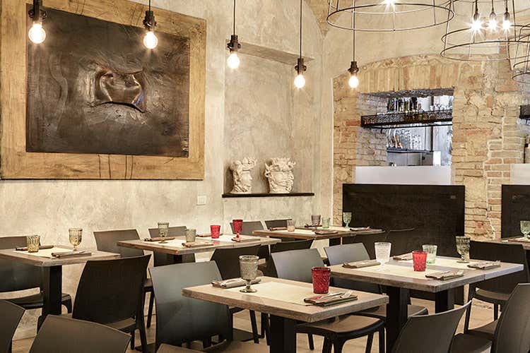 (La Sardegna di Luigi Pomata Sdoganatore del tonno in cucina)