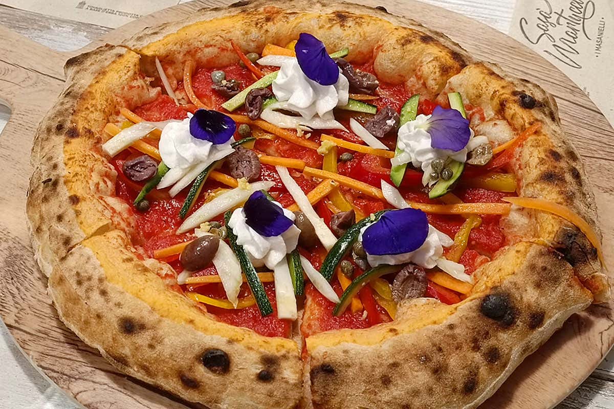 Pizza Mangiafoglia Pizzeria di Sasà Martucci, la pizza dal cuore verde