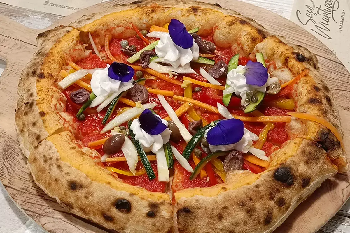 Pizza Mangiafoglia Pizzeria di Sasà Martucci, la pizza dal cuore verde