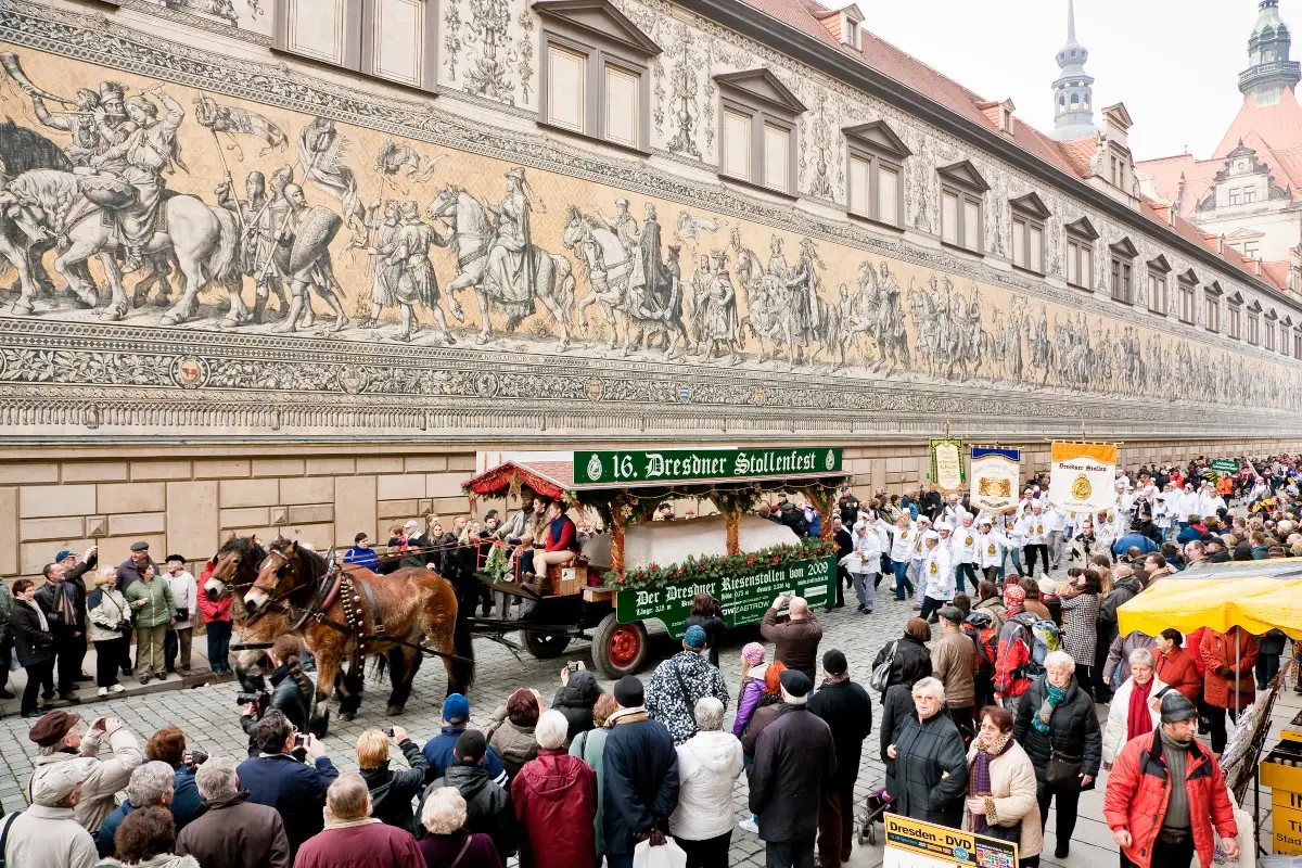 Evento natalizio a Dresda (foto Sylvio Dittrich) Viaggio in Sassonia per scoprire la magica atmosfera del Natale