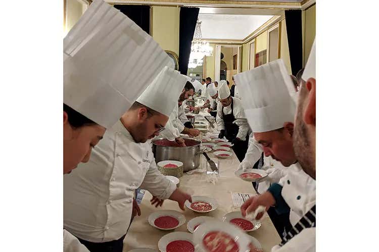 Alla Prima del Teatro alla Scala vincono lirica ed enogastronomia