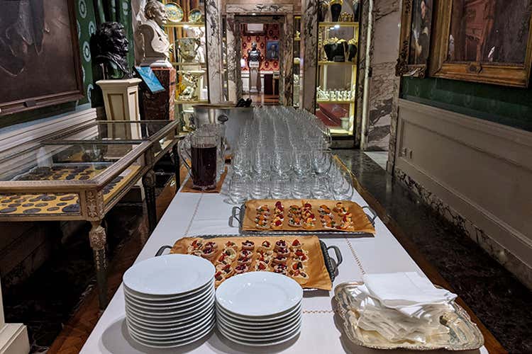 Alla Prima del Teatro alla Scala vincono lirica ed enogastronomia