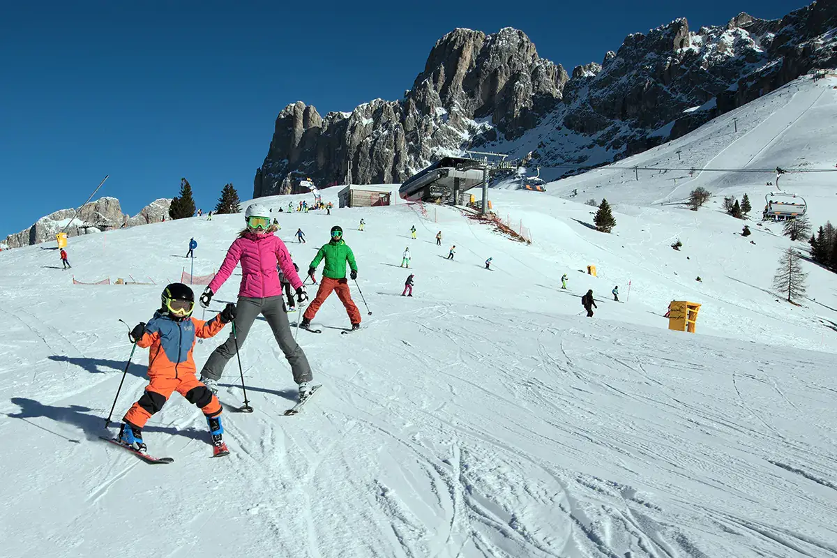 A Obereggen e Carezza le vacanze sulla neve a misura di famiglie e piccini La neve della Val d'Ega, il regno delle vacanze invernali per bambini e famiglie