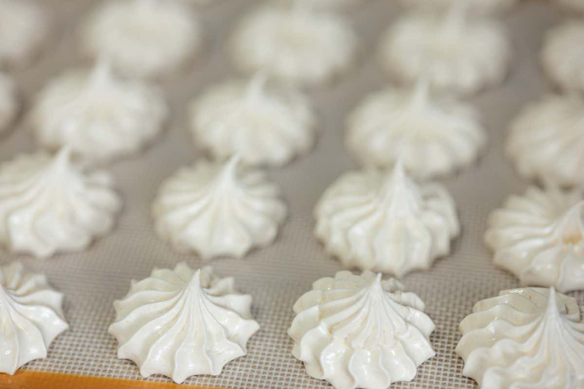 Dalle creme al cornetto: perché l’uovo è un ingrediente chiave della pasticceria Dalle creme al cornetto: perché l’uovo è un ingrediente chiave della pasticceria