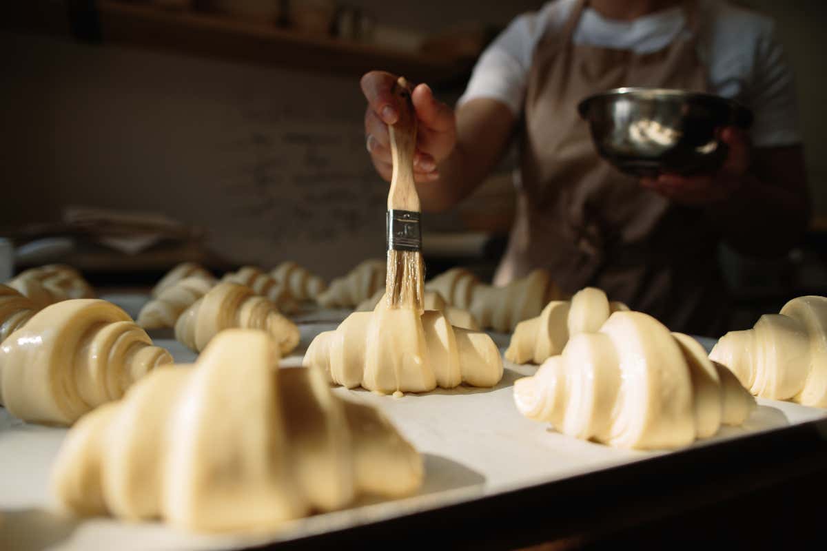 Dalle creme al cornetto: perché l’uovo è un ingrediente chiave della pasticceria Dalle creme al cornetto: perché l’uovo è un ingrediente chiave della pasticceria