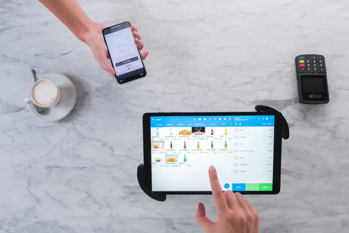 Il punto cassa intelligente Scloby per lo scontrino digitale Addio allo scontrino cartaceo, con Scloby ristoranti e bar passano al digitale