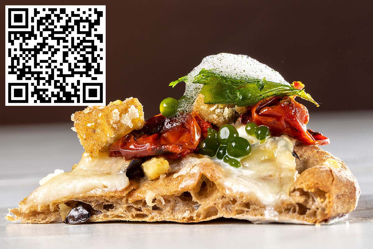 Scrocchiarella Parmigiana 3.0 I pizza-chef esaltano Scrocchiarella con ingredienti del territorio Scrocchiarella Parmigiana 3.0 I pizza-chef esaltano Scrocchiarella con ingredienti del territorio