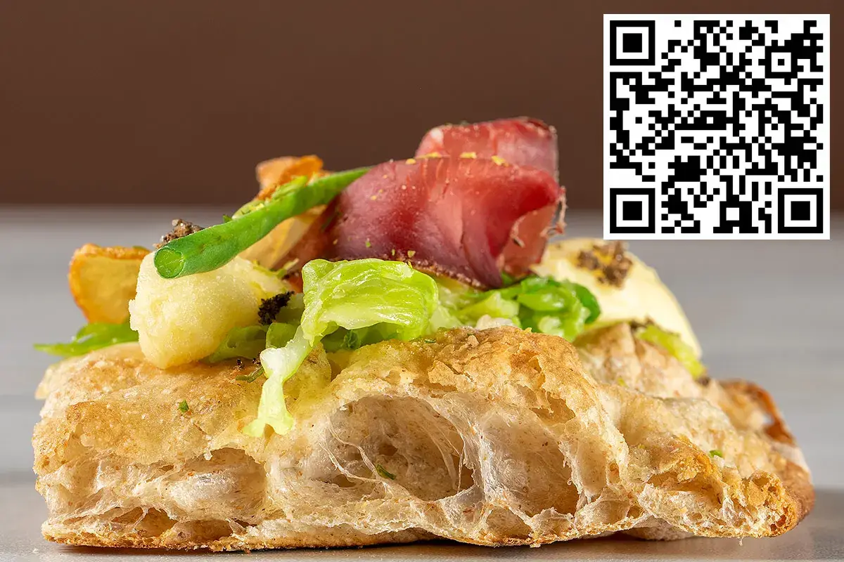 Scrocchiarella I Tar&ograve;z I pizza-chef esaltano Scrocchiarella con ingredienti del territorio