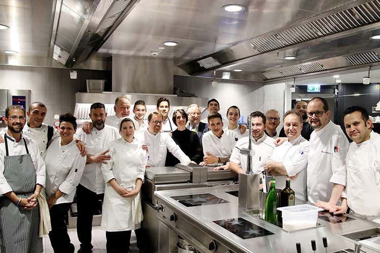 Stéphane e Stéphanie Décotterd, Dany Stauffacher, Luca Bassan e tutta la brigata (Un seducente lago di Ginevra nei piatti locali di Décotterd)