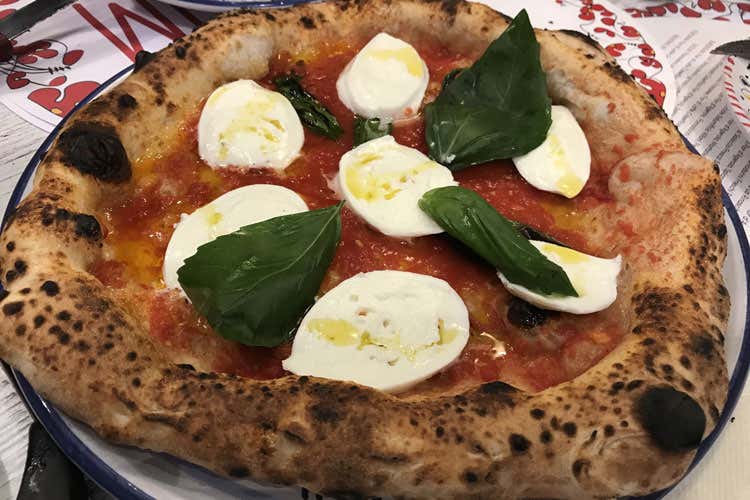 (La semplicità della pizza secondo l'etica di Pizzium)